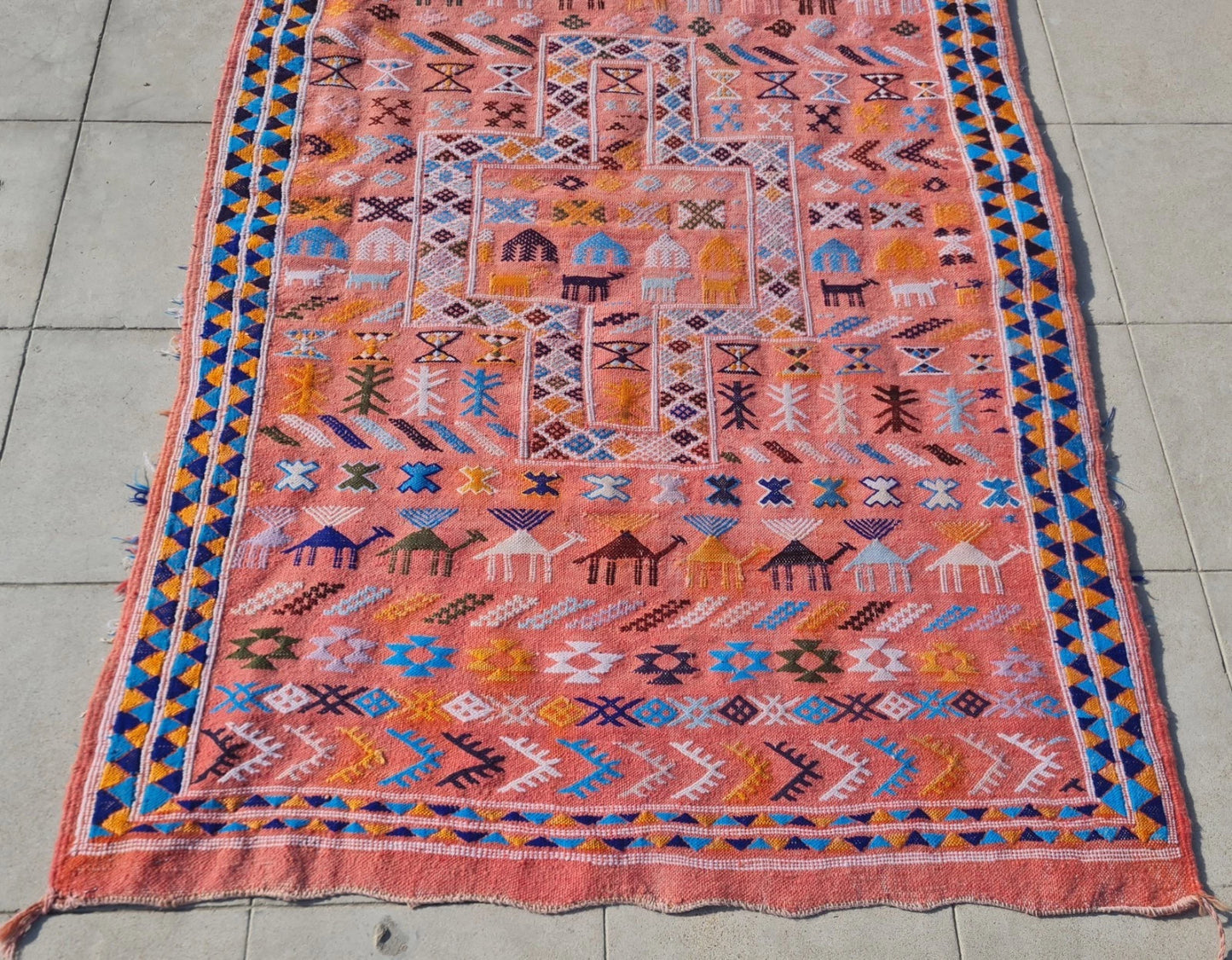 Vintage Hand-Woven Moroccan Berber Kilim 4'9" x 3'4"